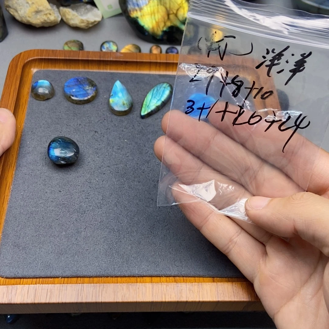 洋***洒紫晶颈饰银S925镶嵌