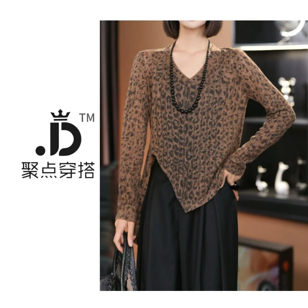 JUDIAN-复古豹纹V领不规则开叉设计早秋打底8jd00001