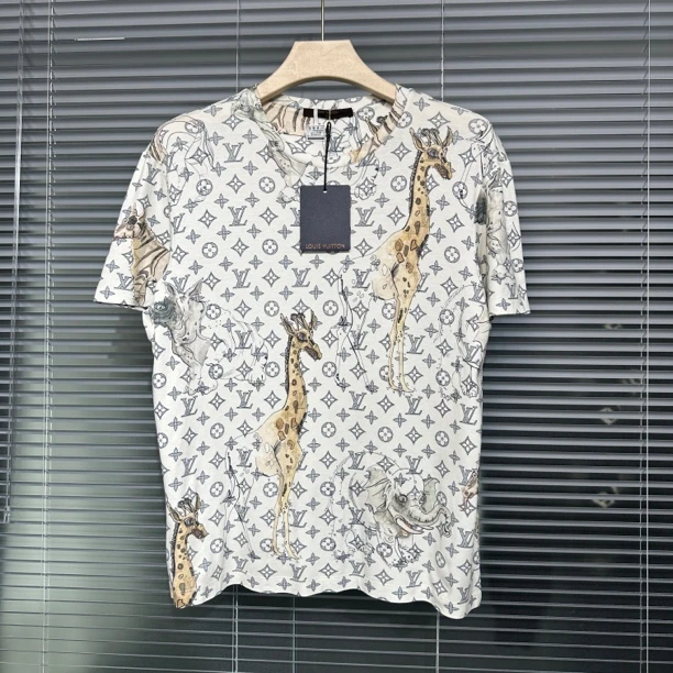99新 LouisVuitton/路易威登 短袖 满印 常青款螺纹领口 M码 b37
