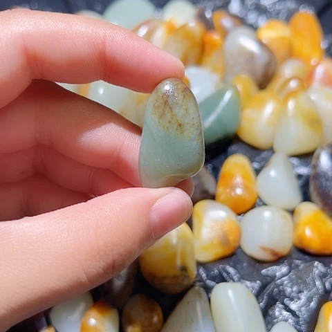 和田玉（糖玉）未镶嵌颈饰9.6