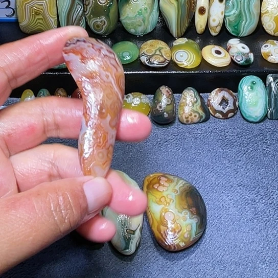 【闪购商品】未镶嵌玛瑙/玉髓珠宝奇石