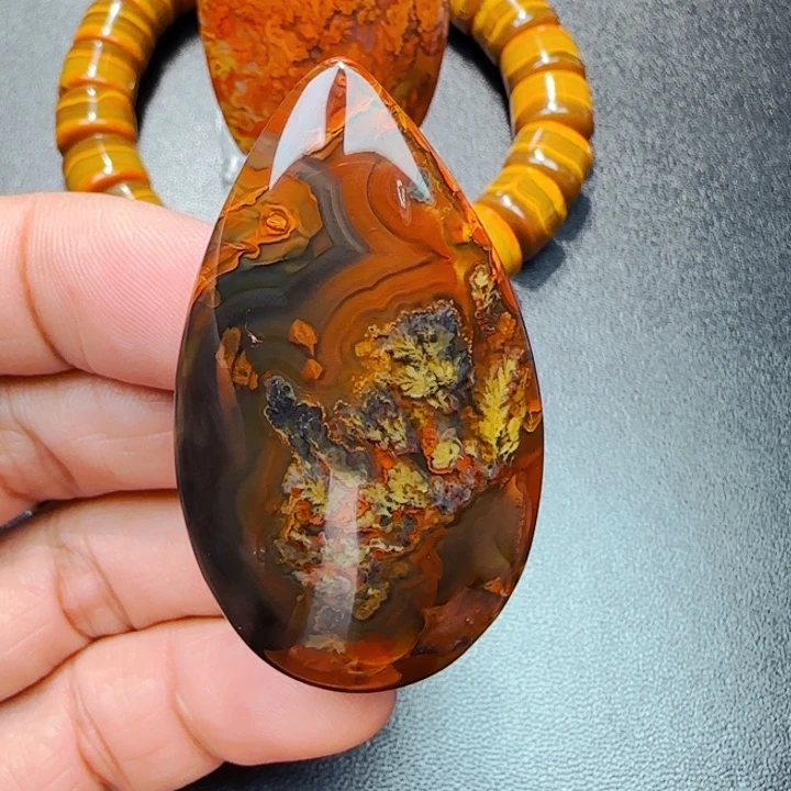 玛瑙/玉髓未镶嵌战国红玛瑙赖*洋