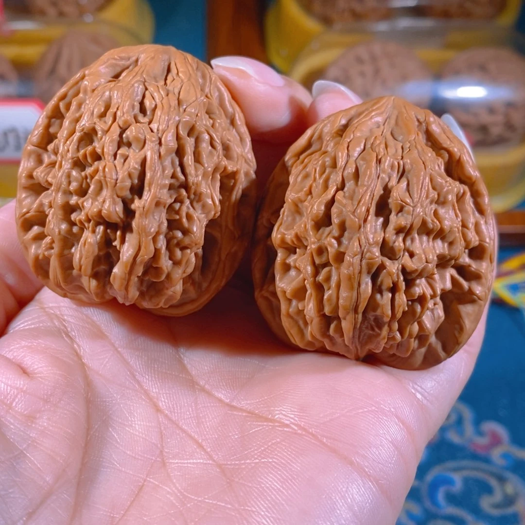 吊坠文玩核桃高炮虎头王