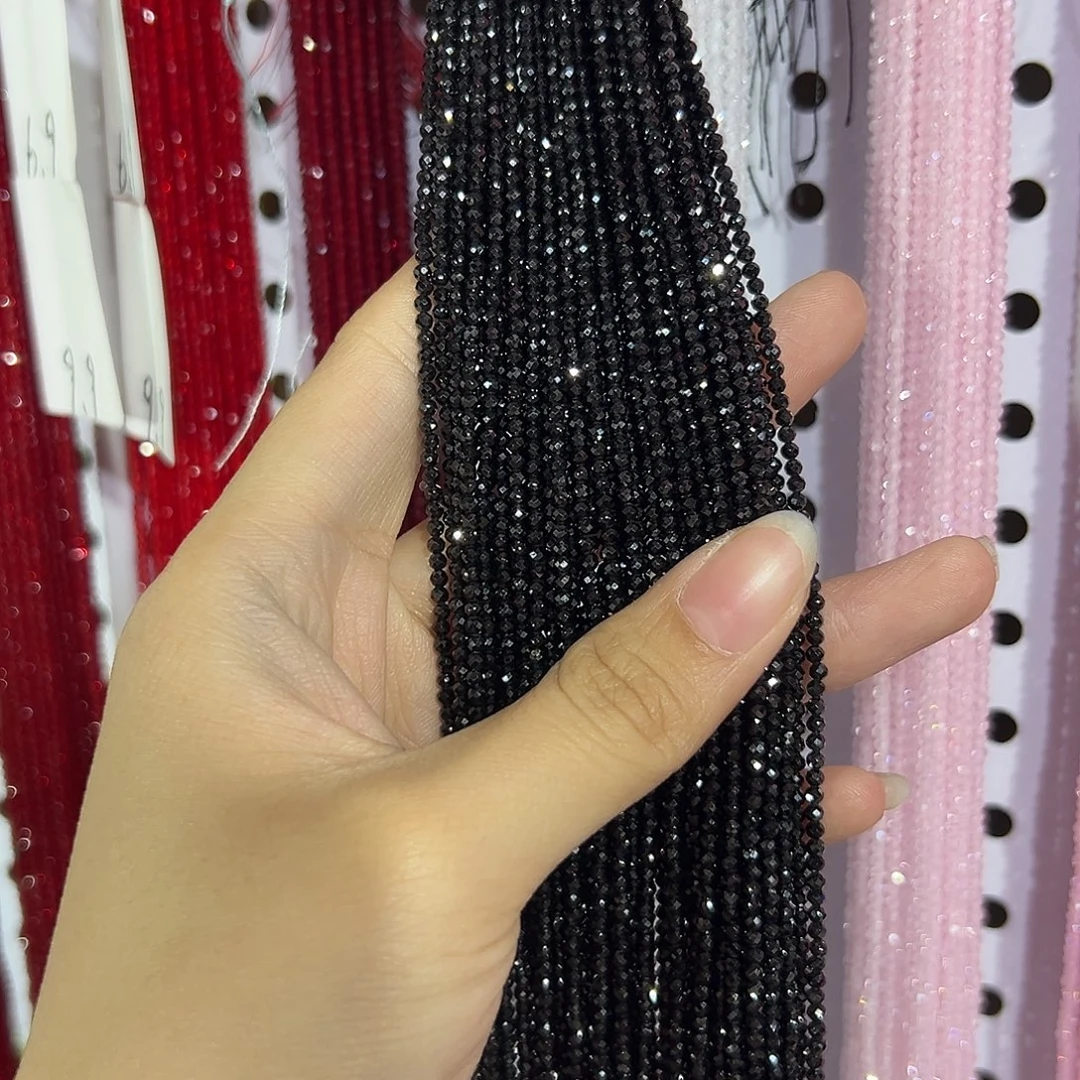 锆石非金属黑色锆石卡二两条