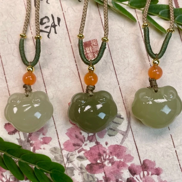 天然和田玉如意锁时尚百搭多样性发其一