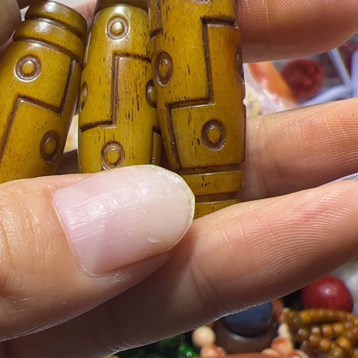 大果紫檀（缅甸花梨）老灵天珠