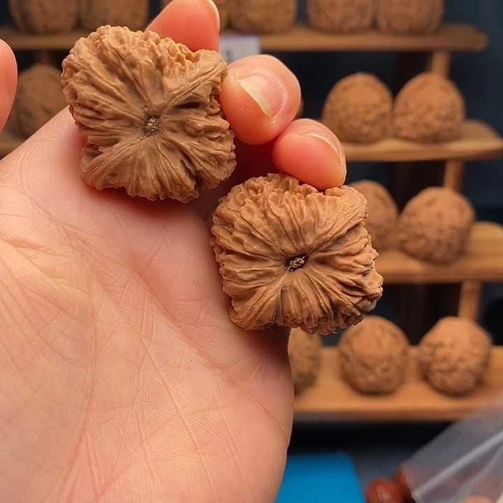 ʚ***ɞ南将石文玩核桃36