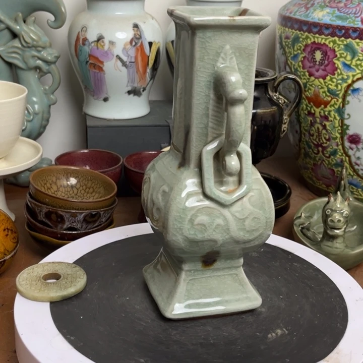 紫砂花瓶瓷器瓷器