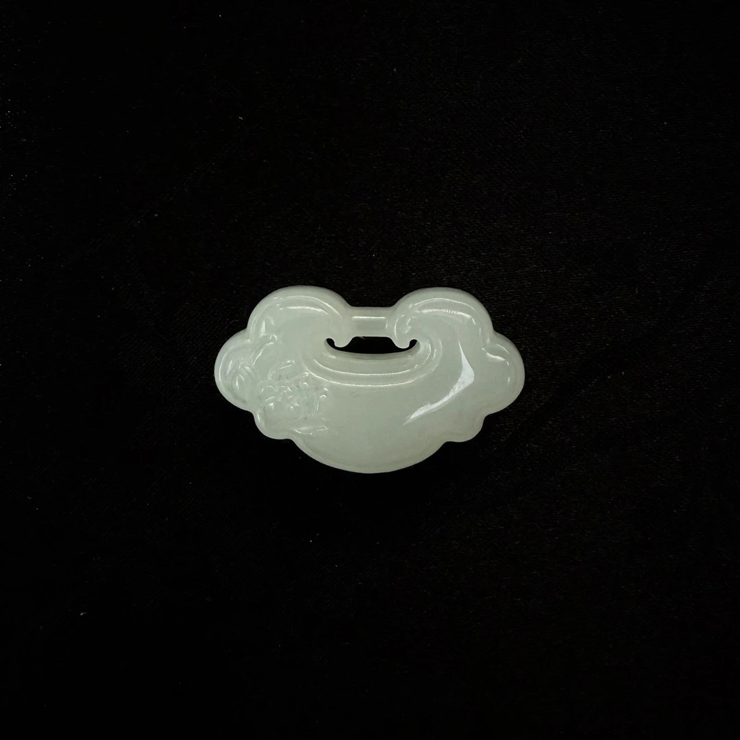 【国玉甄品】DZ6和田玉白玉如意吊坠单珠32.6×20mm