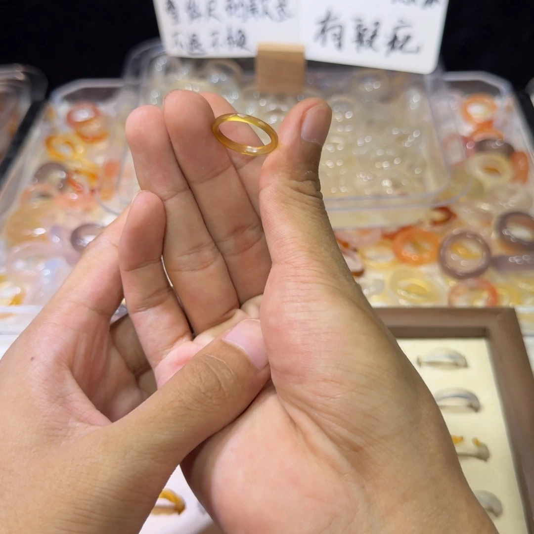 玛瑙/玉髓戒指未镶嵌139号12 圈有瑕疵满9.9包邮