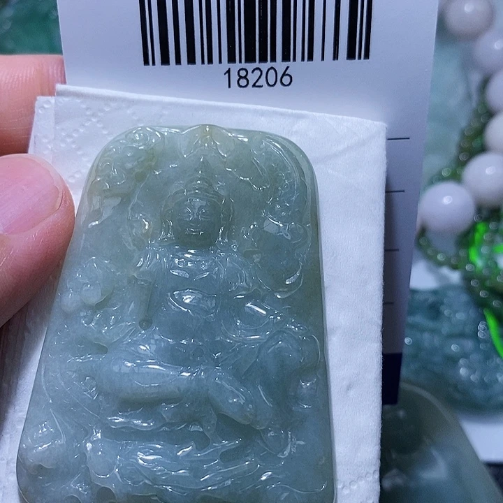 颈饰未镶嵌翡翠天光墟翡翠市场现金代购