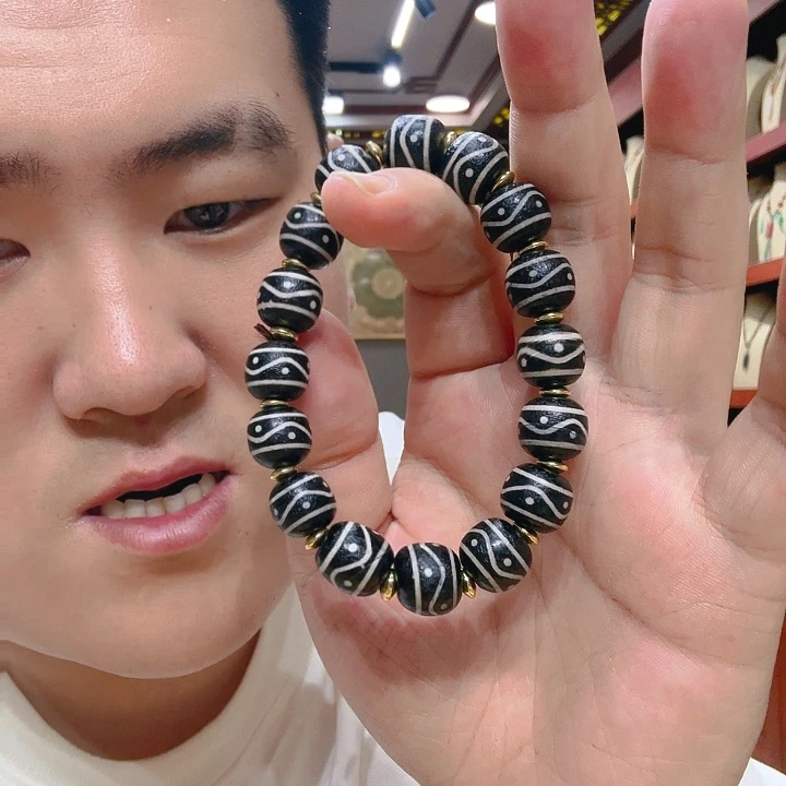 未镶嵌玛瑙/玉髓珠宝奇石