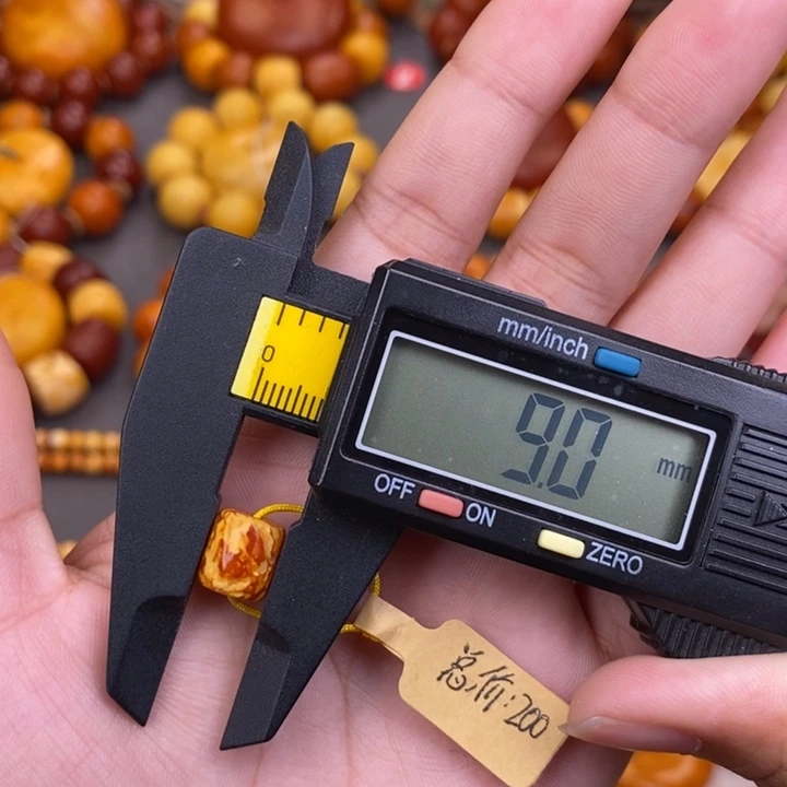 珠***珠蜜蜡未镶嵌裸石蜜蜡L