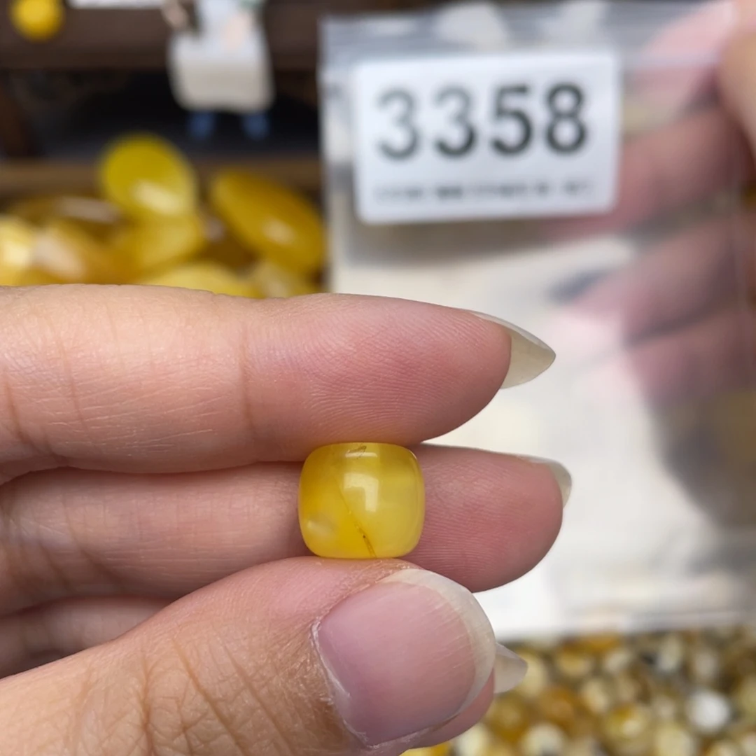 未镶嵌蜜蜡珠宝奇石11