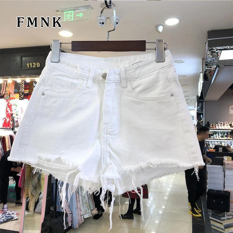 白色破洞牛仔短裤女秋季新款超短牛仔裤高腰宽松阔腿a字显瘦热裤