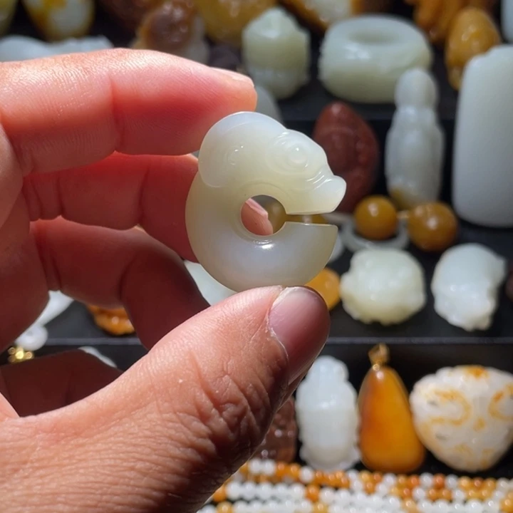 未镶嵌和田玉珠宝奇石