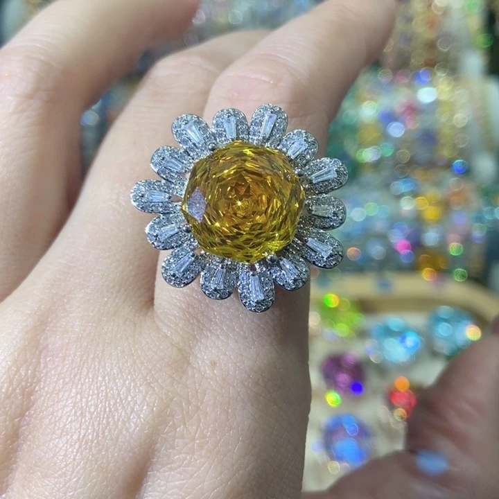 66锆石（处理）戒指