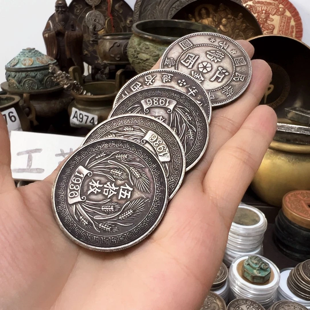 金属复古风格摆件