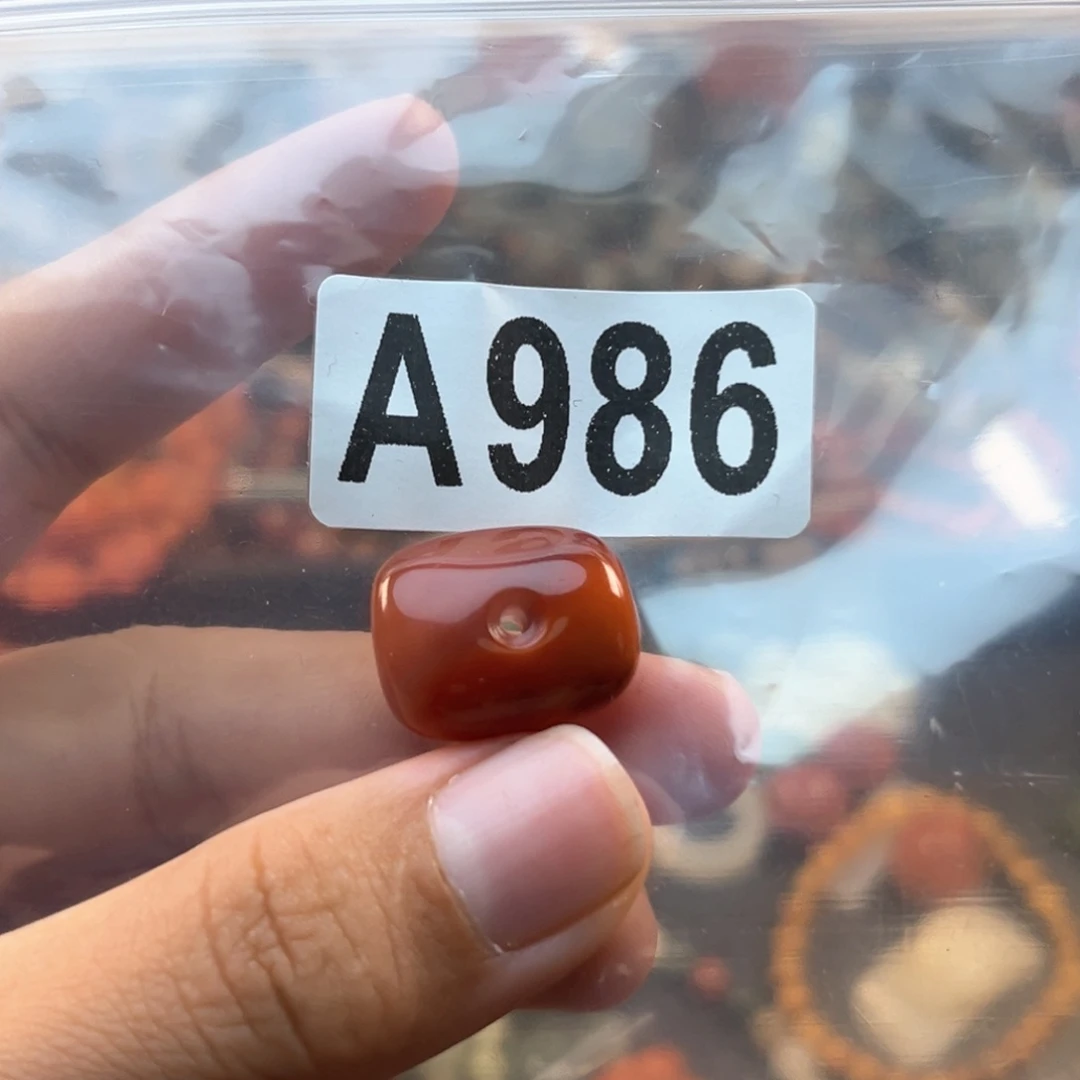 未镶嵌南红玛瑙珠宝奇石