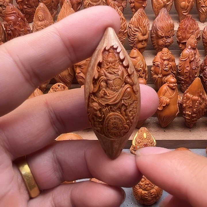橄榄核吊坠22钟馗