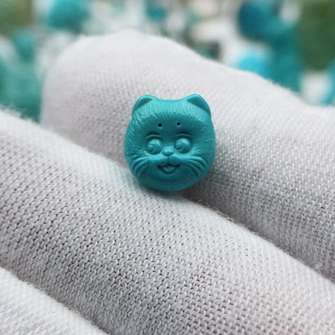 绿松石颈饰未镶嵌