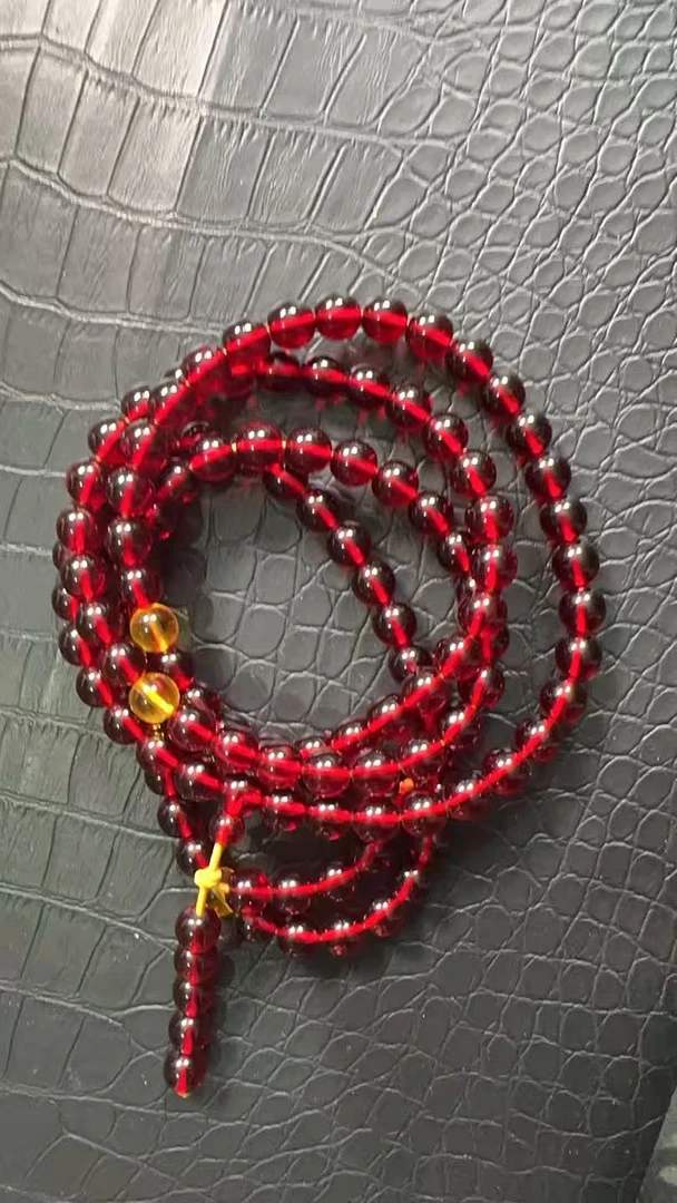 时尚百搭设计款精美8mm项链