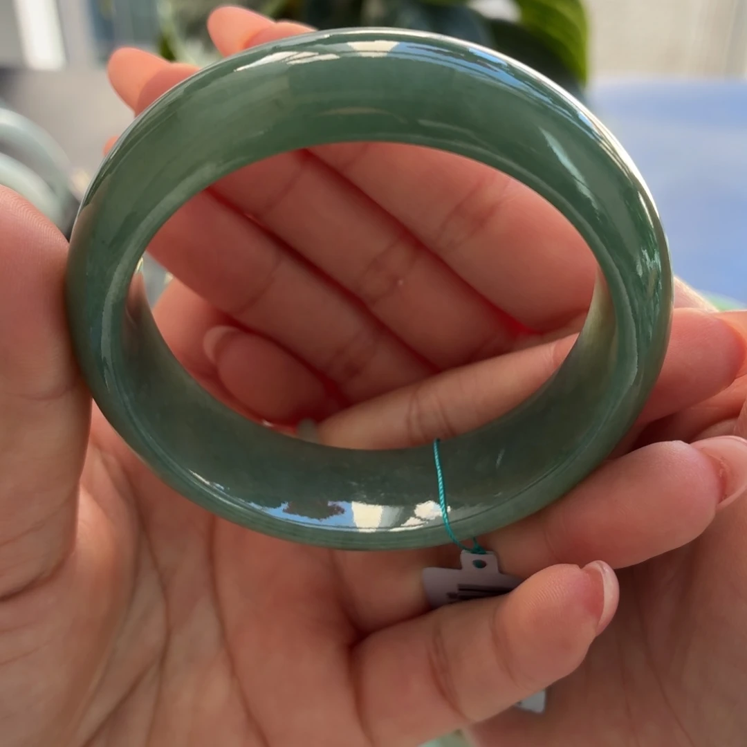 翡翠未镶嵌手镯天然