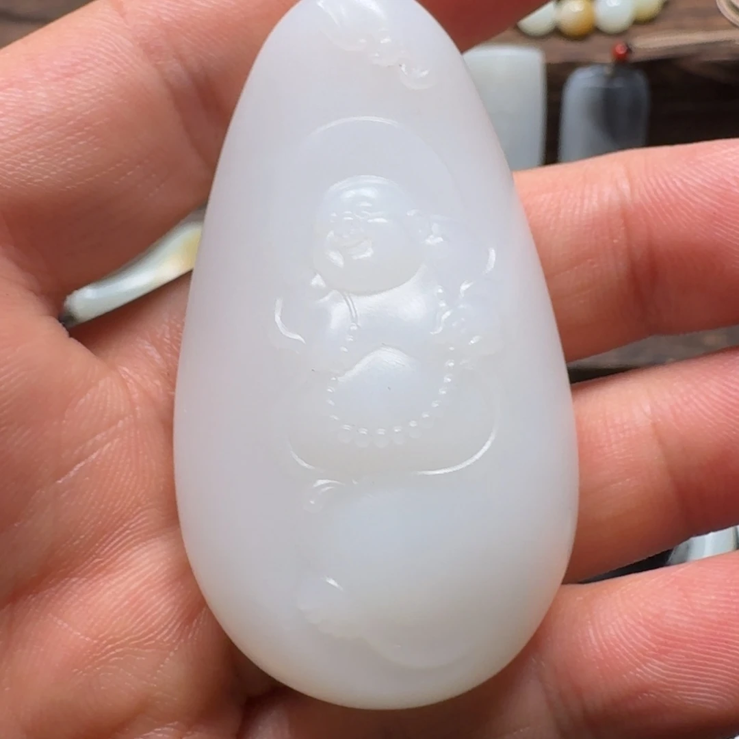 和田玉（糖玉）未镶嵌颈饰