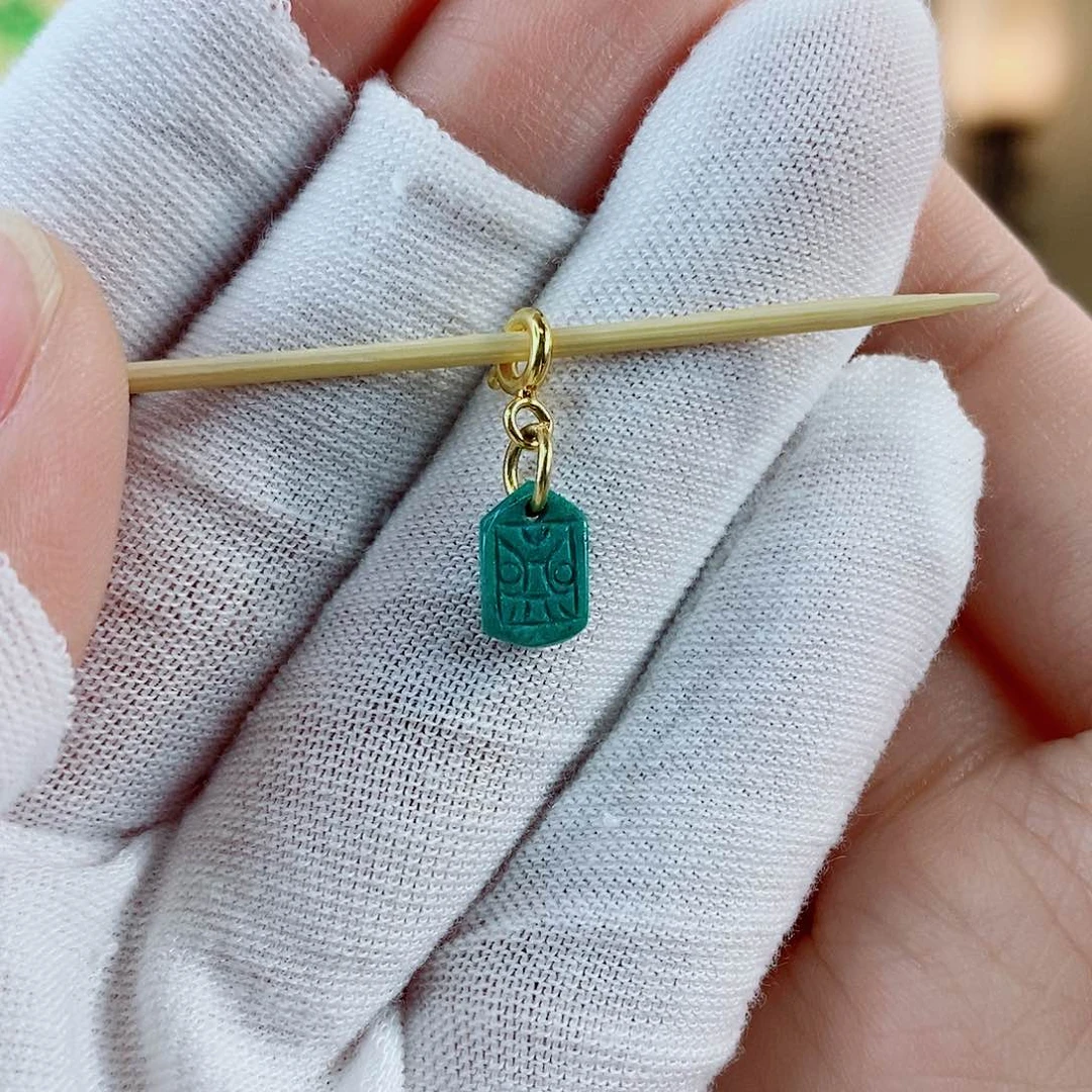 未镶嵌绿松石珠宝奇石