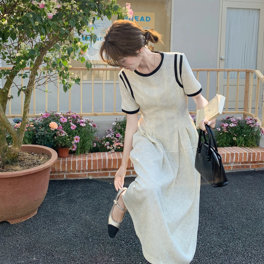 法式晕染小香风连衣裙女夏2025新款赫本风气质女生韩系ins衣服