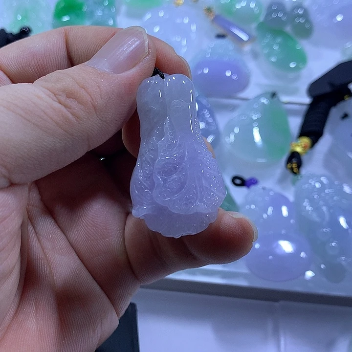 颈饰未镶嵌翡翠天然翡翠A货吊坠