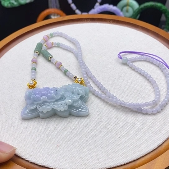 翡翠未镶嵌颈饰翡翠吊坠