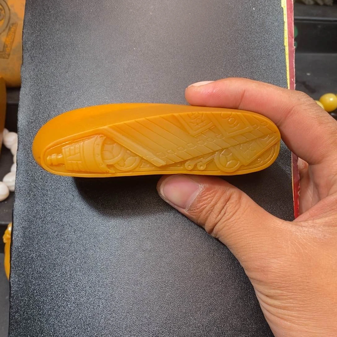 石英质玉颈饰未镶嵌倪**贝