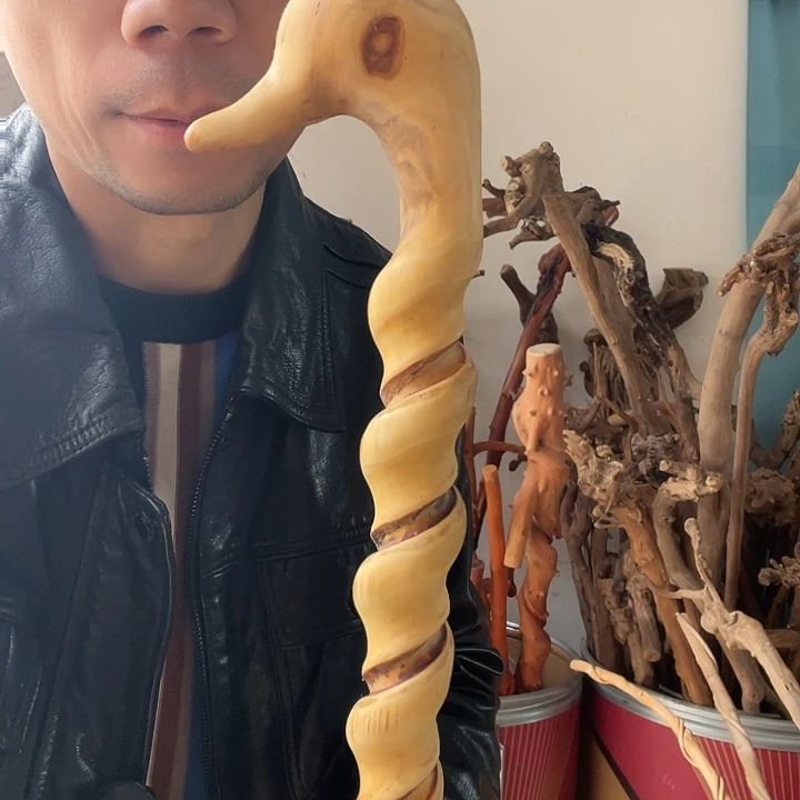 杨***6贵州火棘木人工盘龙手杖