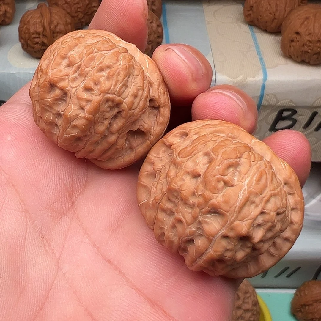 吊坠桃核全品血麒麟39