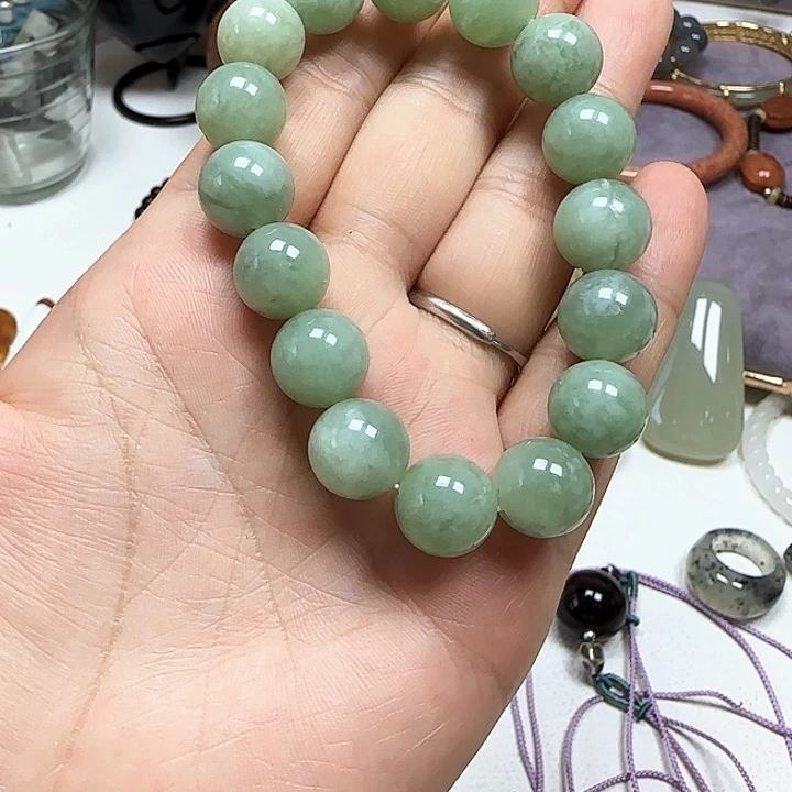 未镶嵌蛇纹石玉手链