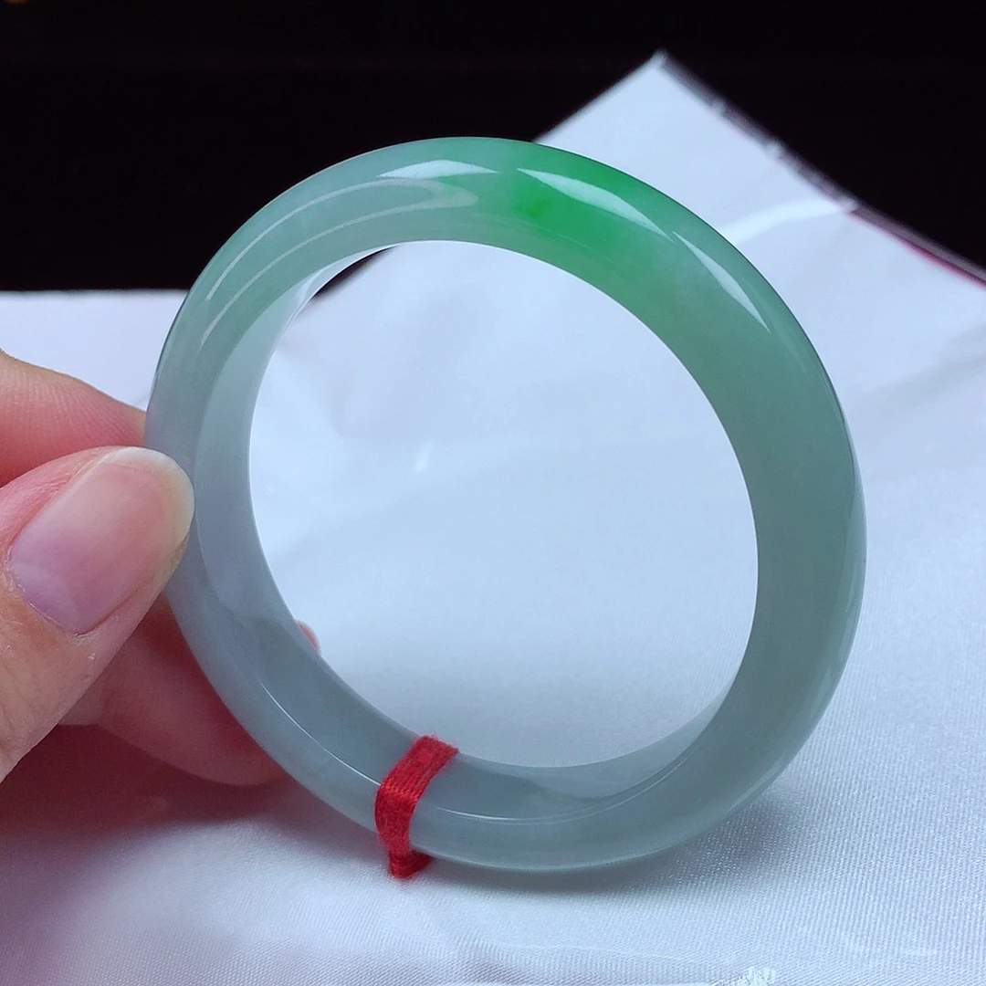 翡翠未镶嵌手镯52-53圈