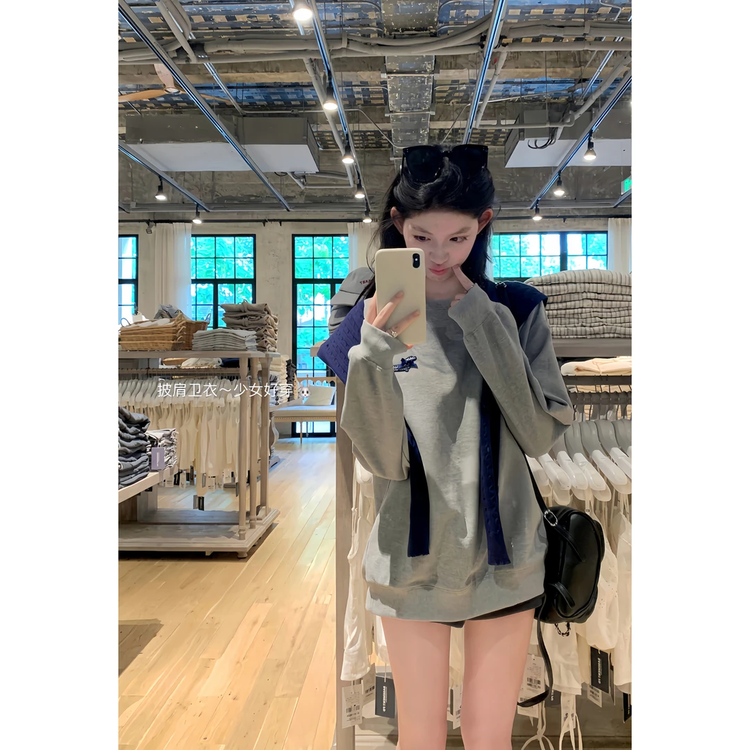 白水女 可爱小腊肠~ 卫衣女初秋慵懒感宽松百搭长袖上衣B50953996