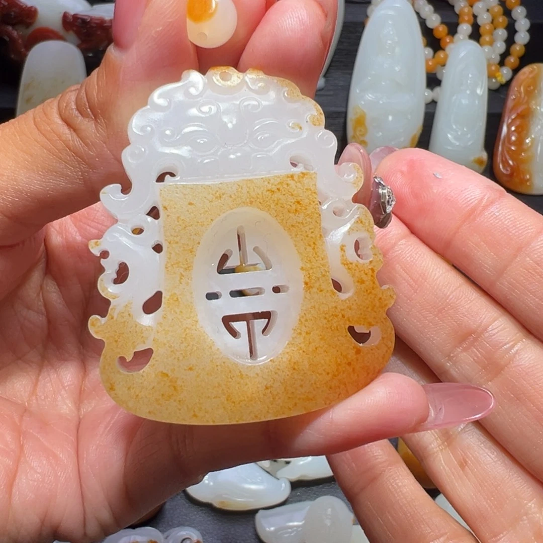 和田玉挂件未镶嵌