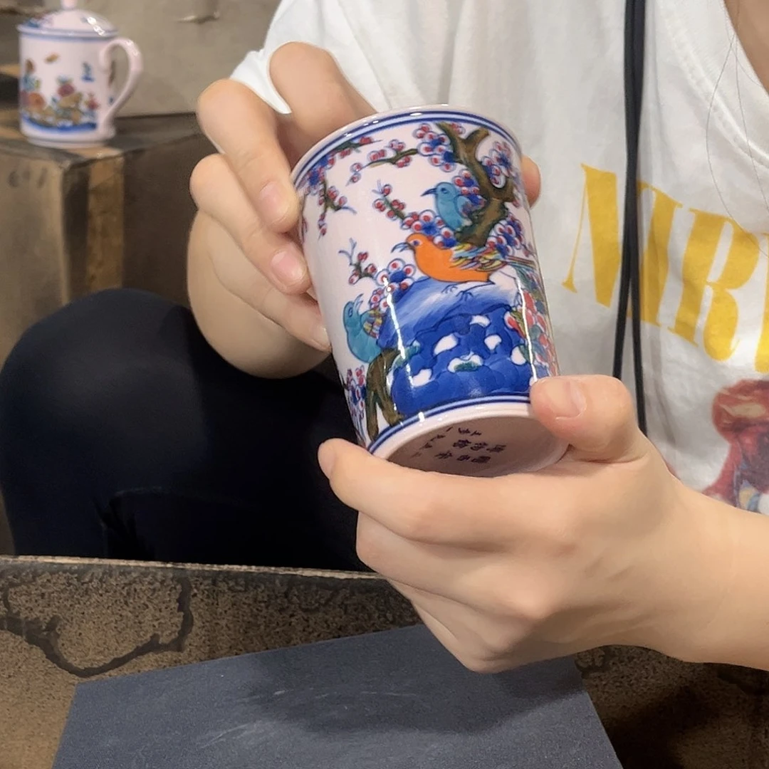 摆件////景德镇陶瓷器。杯。红。