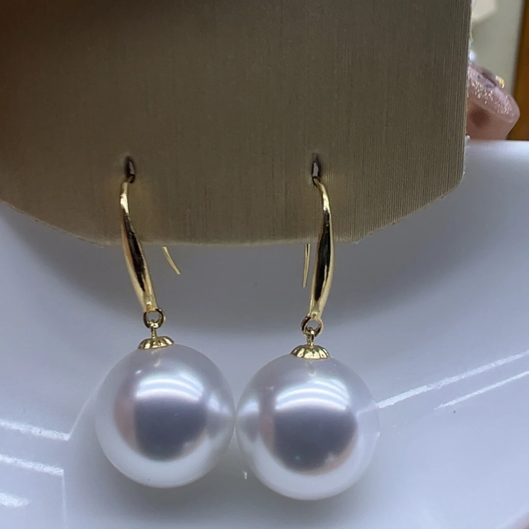 18K金镶嵌淡水珍珠耳饰
