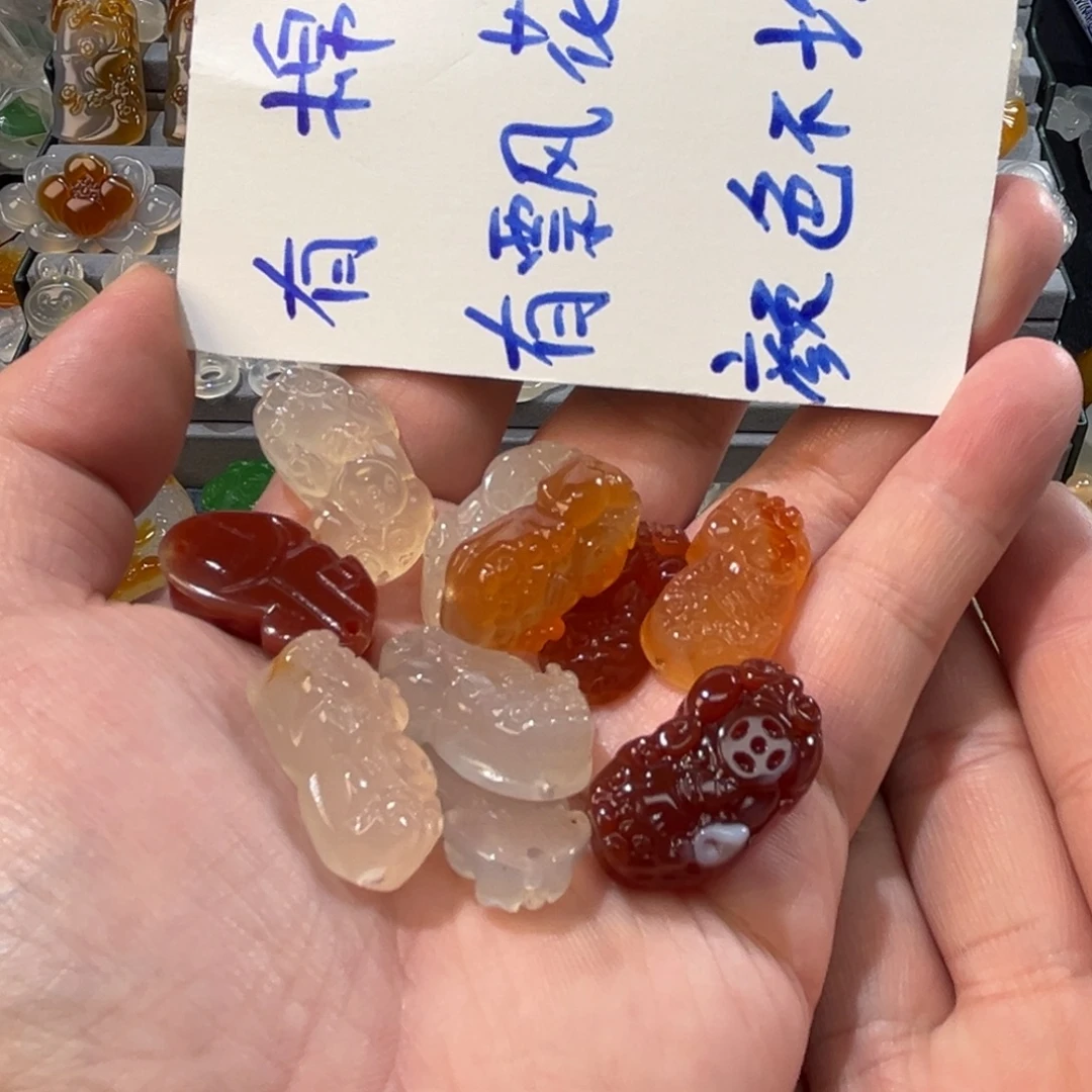 玛瑙/玉髓未镶嵌颈饰