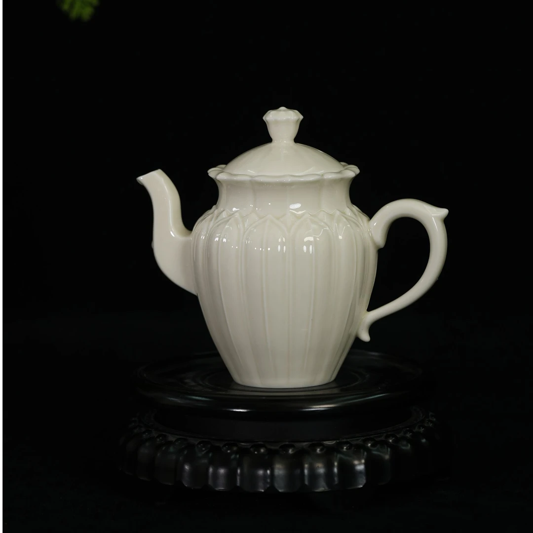 大宋定窑——陶瓷高莲纹（240毫升）家用茶壶茶具泡茶壶高温瓷原矿泥