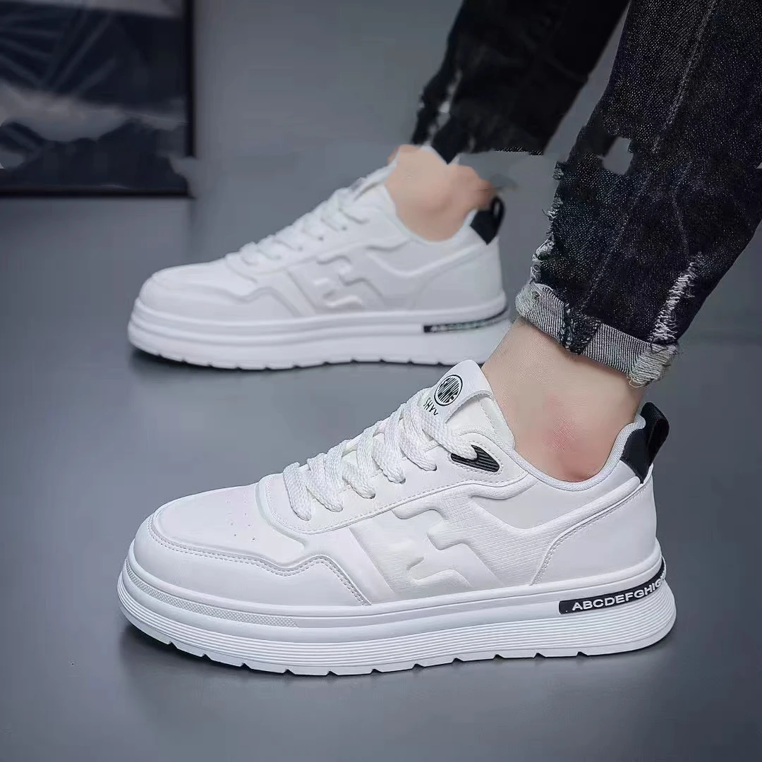 2025男士新款春季厚底小白高级感运动休闲板鞋百搭潮鞋702/仓