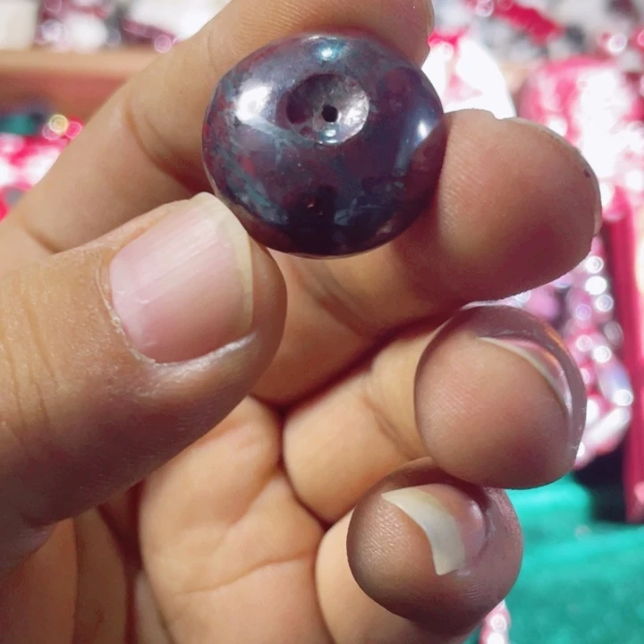 天然辰砂原石首饰