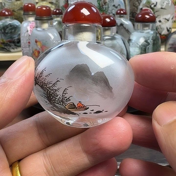 鼻烟壶内画工艺品山水