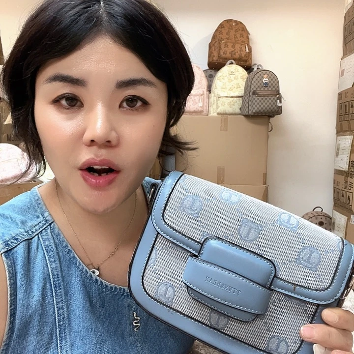 PVC包包包包包包吧