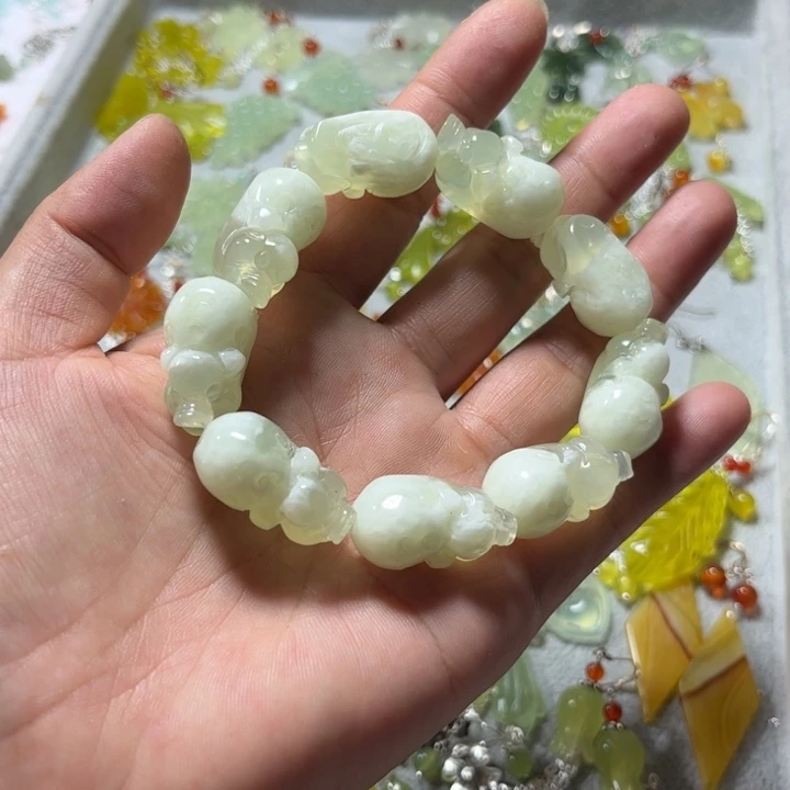 合金蛇纹石玉耳饰