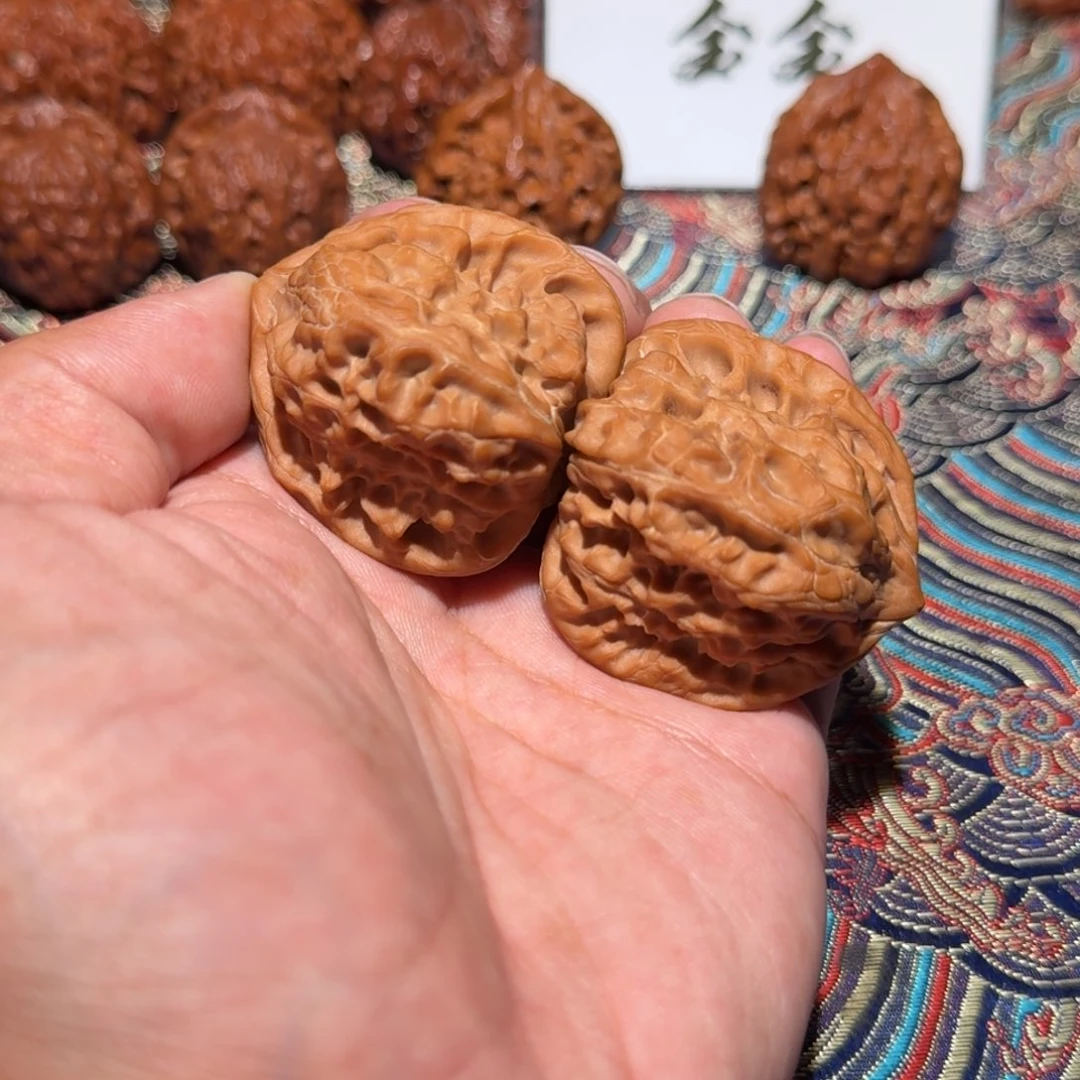 把件核桃168树王白蛇谷，尺寸41