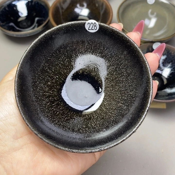 茶盏借*年建窑建盏柴烧主人杯微瑕